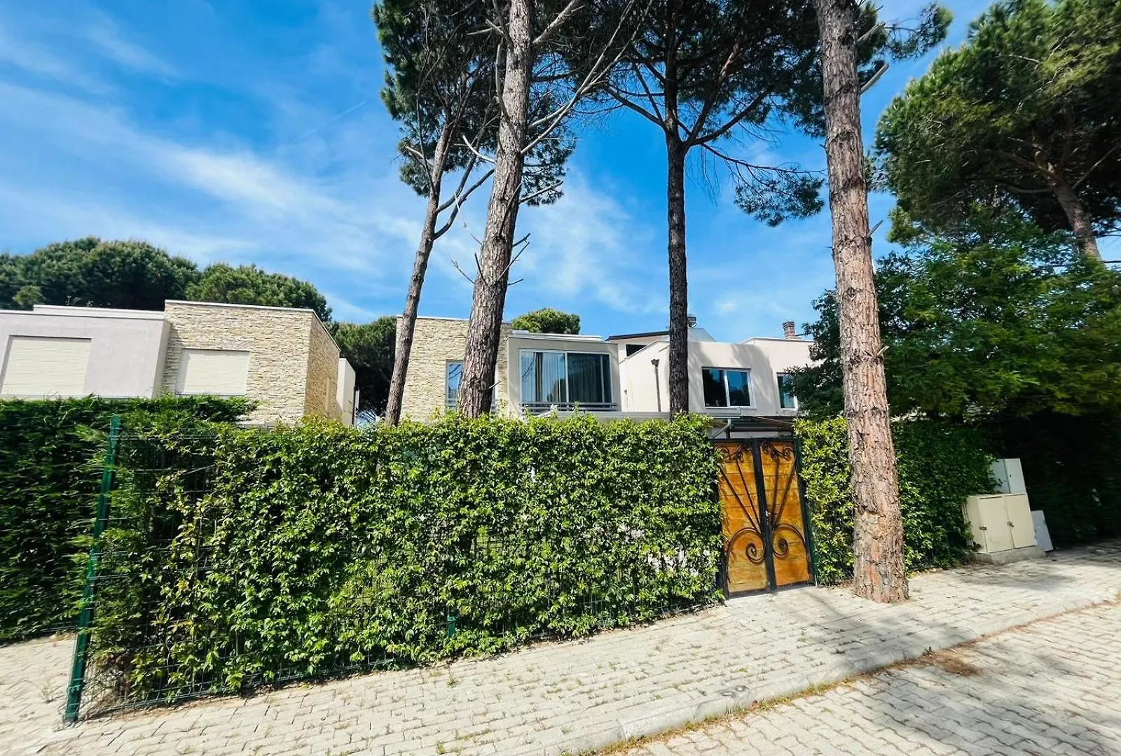 Plazhi San Pietro Villa Debora, Lura 3 Gjiri I Lalezit Plazhi San Pietro